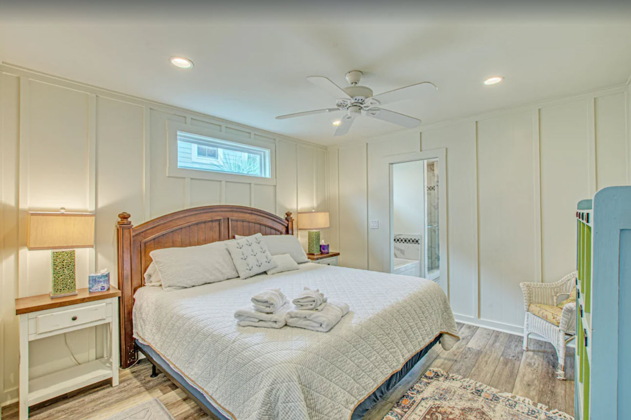 King bedroom suite in Ocean Dream Isle of Palms beach house